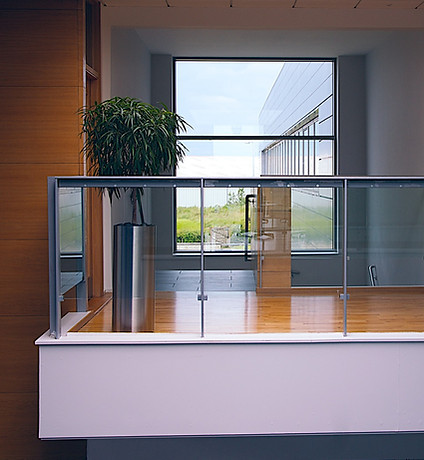 modern-office-1044807_1920.jpg